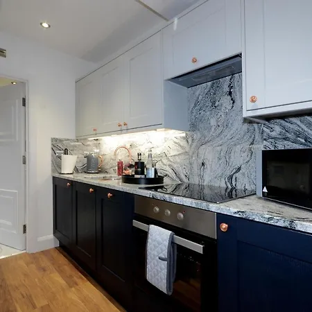 Apartment Priory Street Apartment 3 *